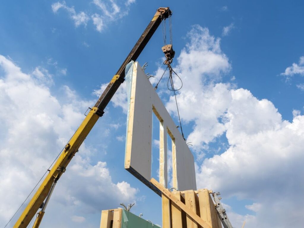 Ingenieurbüro Rommel - Tragwerke in Holz: Statik für den Holzbau in Freiburg. Individuelle Planung für wirtschaftliche Konstruktionen bei Neubauten und Bestandsbauten. Statik und Konstruktionszeichnung, Holztafelemente, Holzrahmenbau, Elementbau